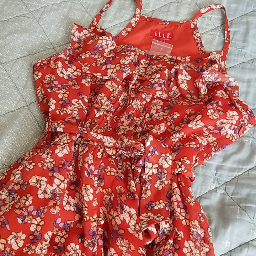 5$ add-on // Elle red spring dress size 2 small